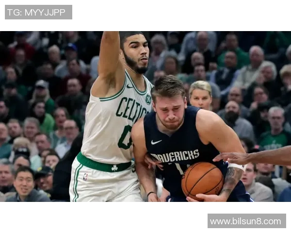 斯拉维与凯尔特的激烈对决揭示了欧洲足球的魅力与竞争力 斯拉维与凯尔特的激烈对决揭示了欧洲足球的魅力与竞争力